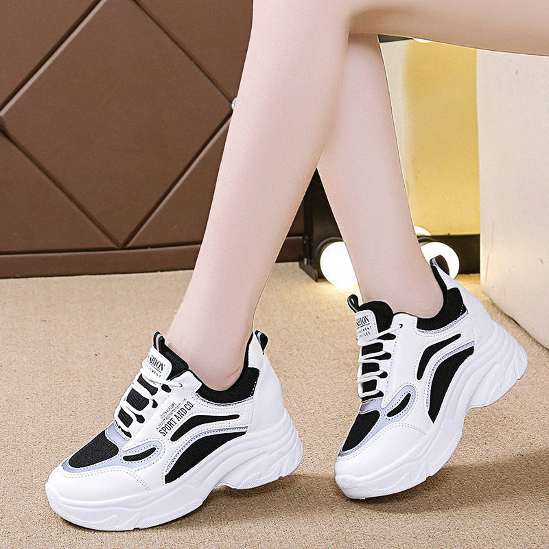 Mesh Sneaker Women - Sepatu dad shoes wanita yang sedang