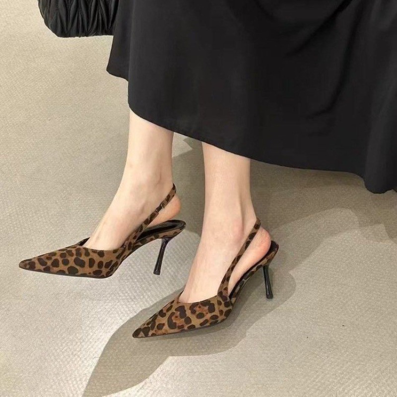 Sandal Baotou Hak Tinggi Motif - Leopard Print Heels ulasan dan harga