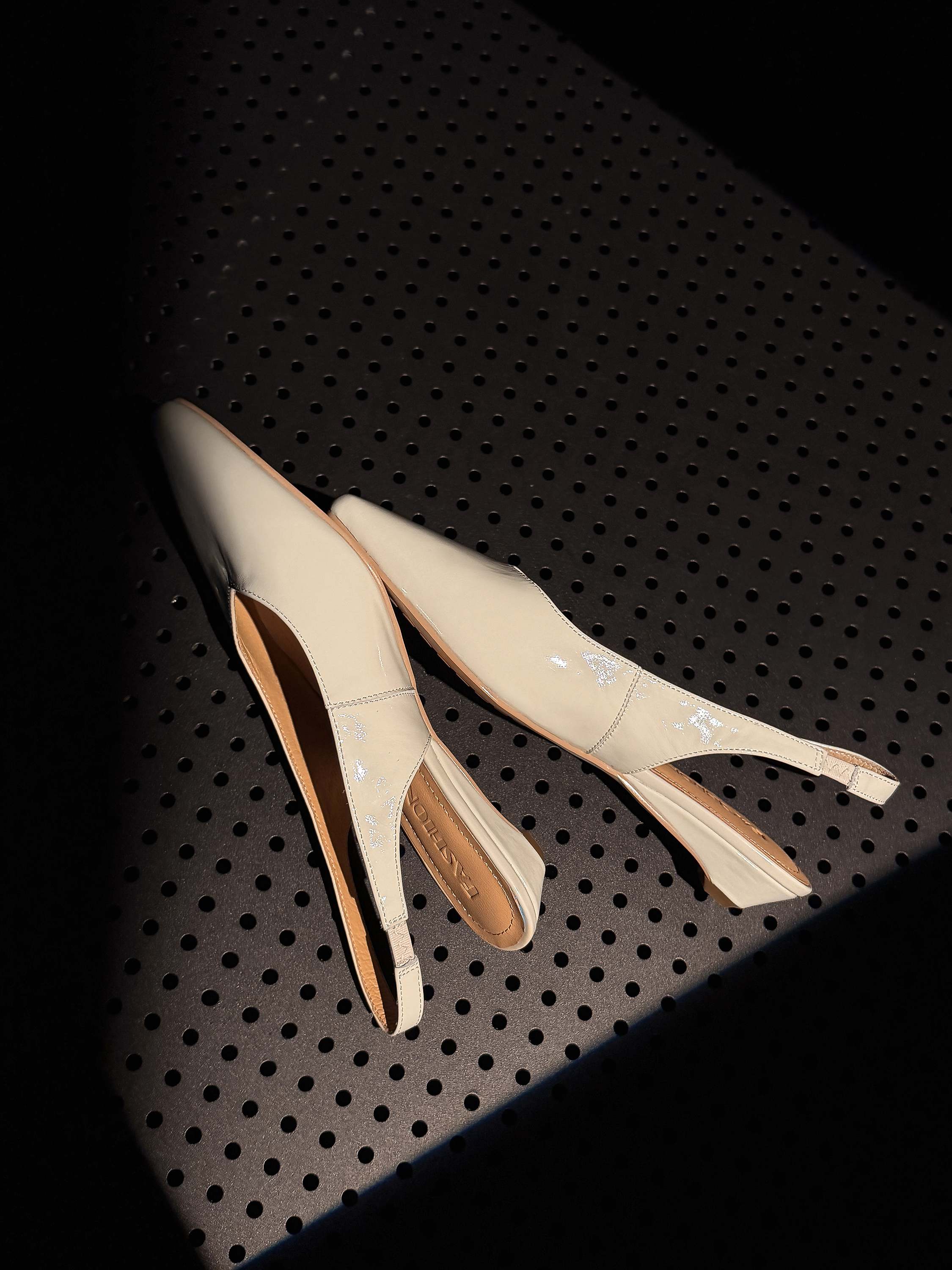 Sepatu Wanita Kulit Sapi Lenki - Women Shoes Elegant ulasan dan harga