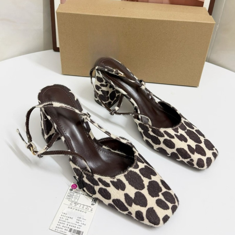 Sepatu hak wanita vintage moti - Leopard Print Heels ulasan dan harga